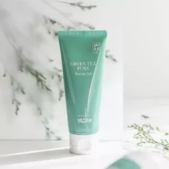 Gel peeling à la poudre de thé vert 100ml YADAH 4