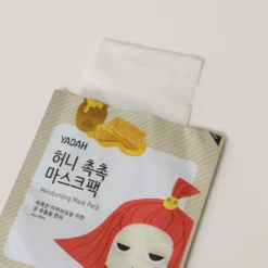 Masque tissu à l'extrait de miel pour visage YADAH 3